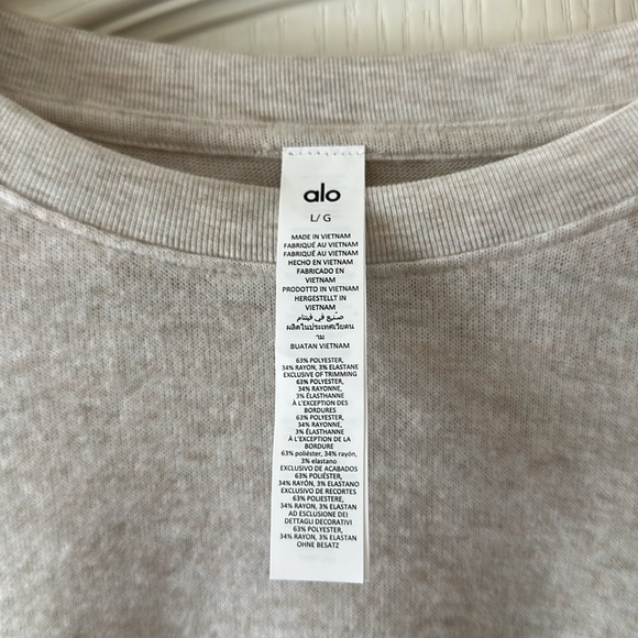 SUPER RARE! 🦄 NWT ALO Yoga Soho Pullover L Oatmeal Heather - Picture 10 of 10
